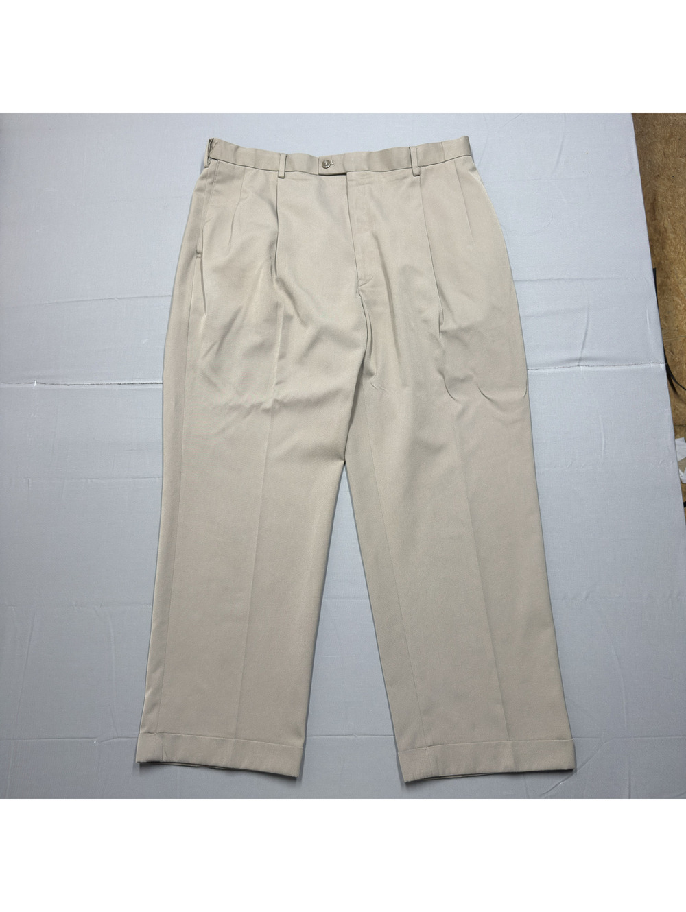 Louis Raphael Mens Pleated Cuffed Dress Pants Poly Rayon 40x30 Beige Slacks
